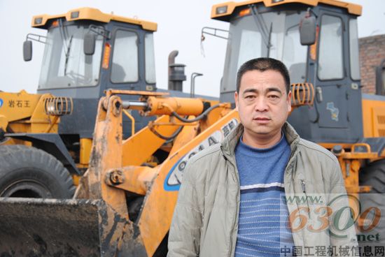 宇通装载机客户